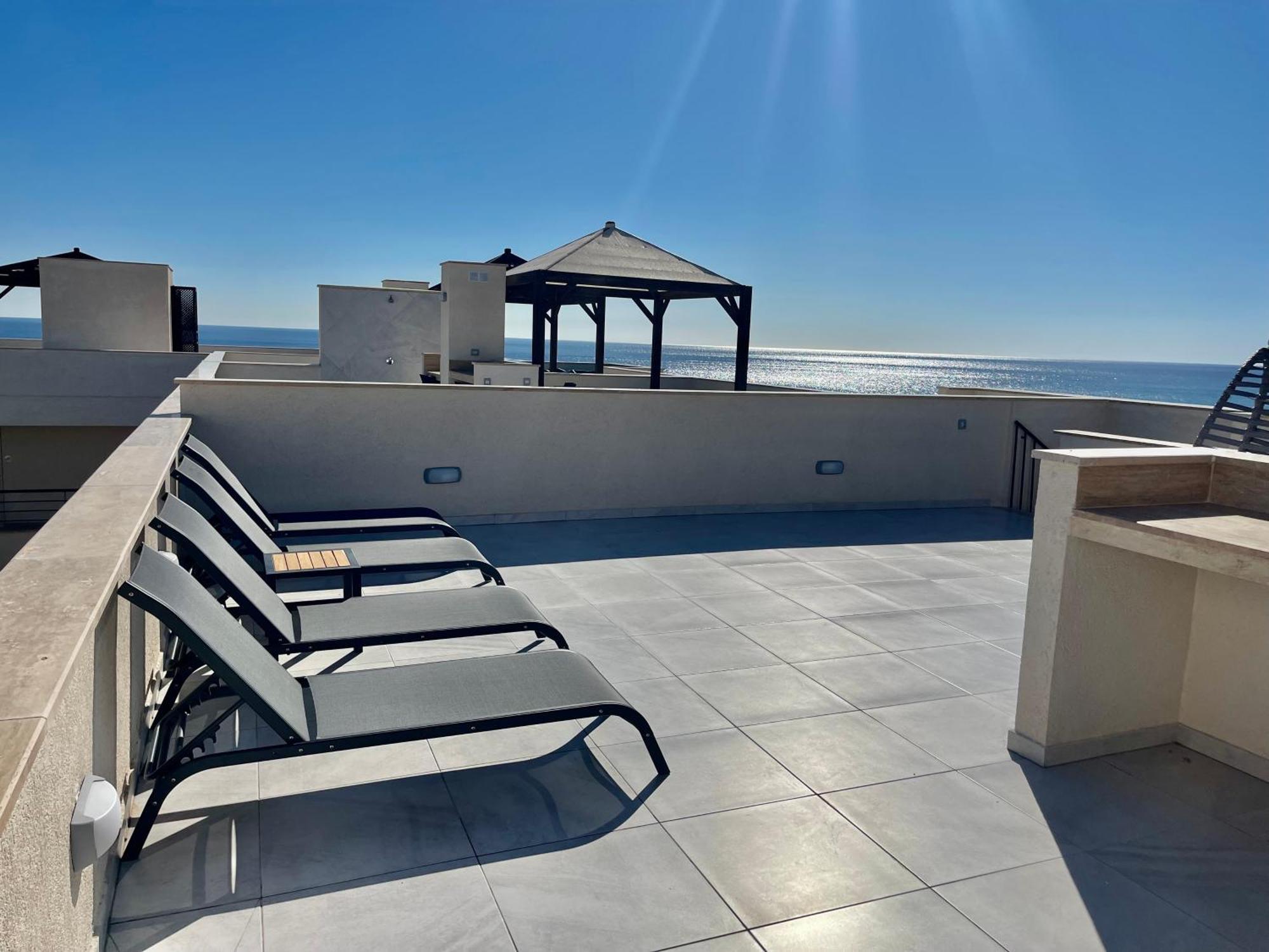 Relaxing Penthouse Suites By The Sea Vokolidha المظهر الخارجي الصورة