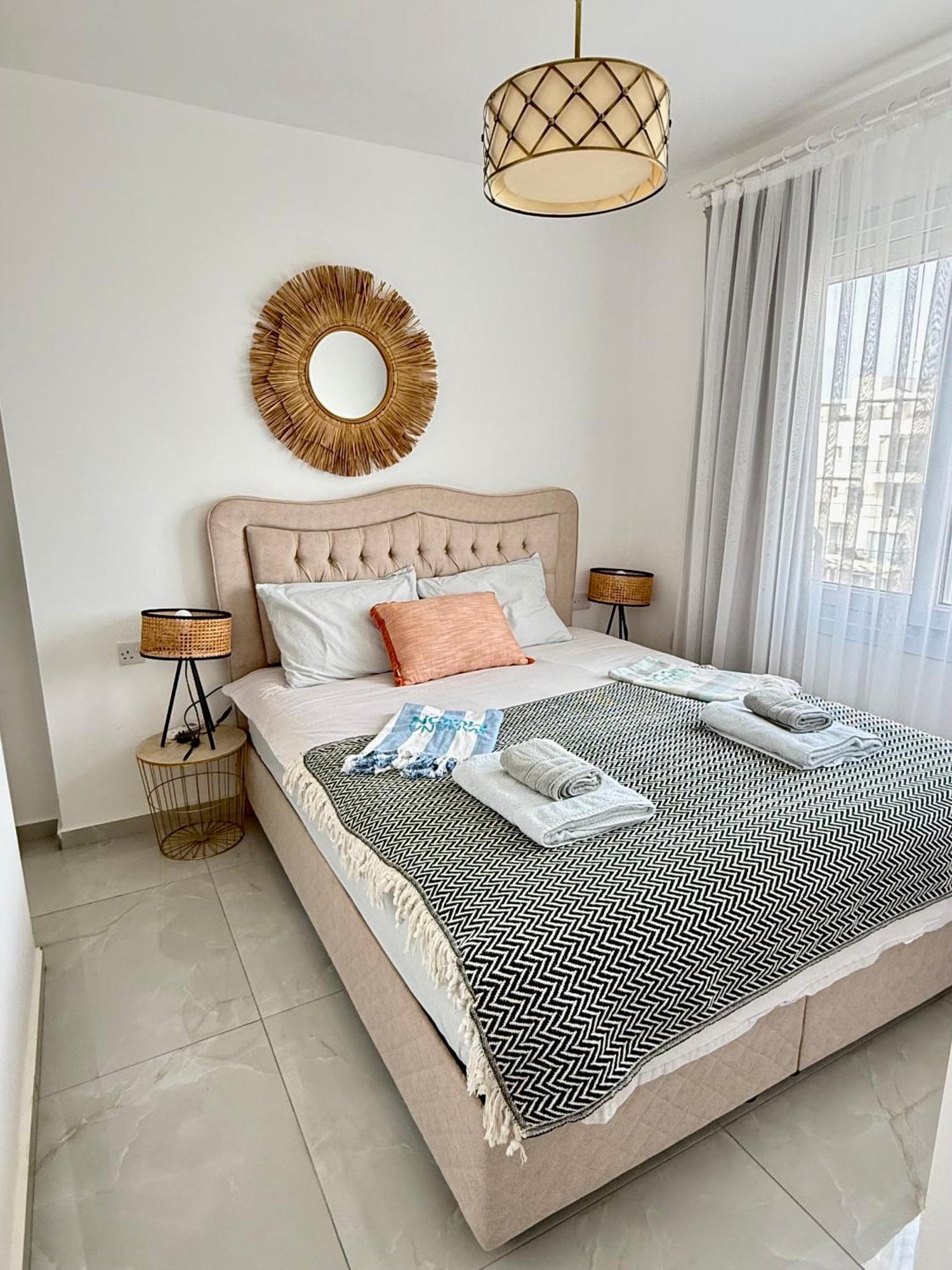Relaxing Penthouse Suites By The Sea Vokolidha المظهر الخارجي الصورة